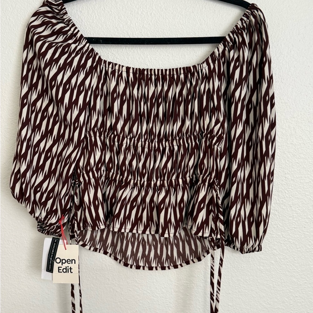 Open edit Chic Smocked Brown and White Blouse - Picture 5 of 6
